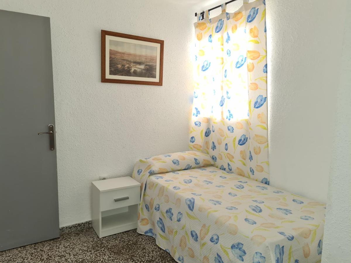 Apartamento En Pleno Centro De Nerja Luaran gambar