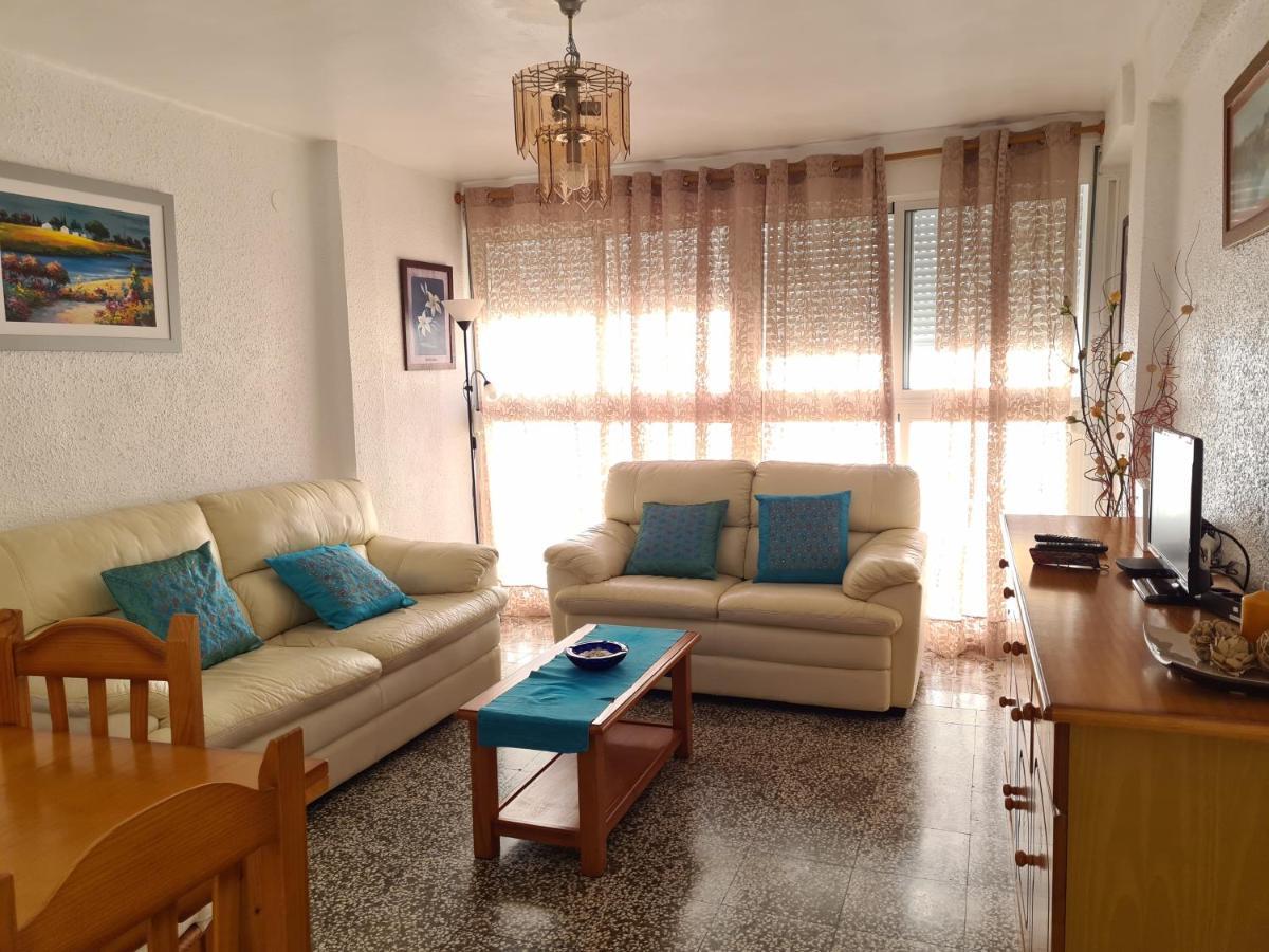 Apartamento En Pleno Centro De Nerja Luaran gambar